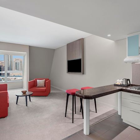 Leva Hotel Mazaya Centre 두바이 외부 사진